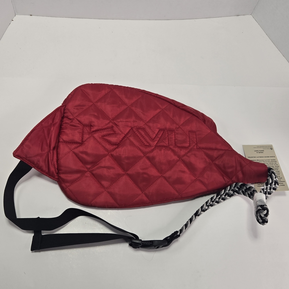 Kavu Rope Puff Sling Crossbody Backpack Travel Quilted Scarlett Single-Strap Bag - Picture 3 of 6